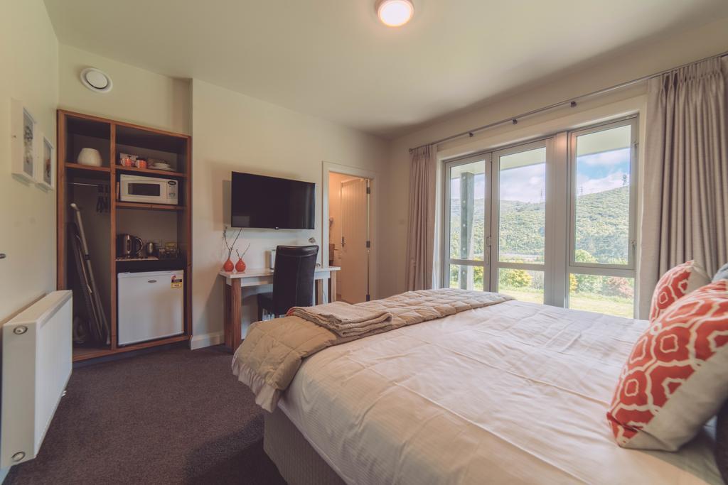 Silverstream Retreat Lower Hutt Exteriör bild